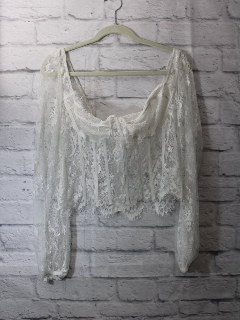 Fashion Nova Extra Large White Sheer Lace Corset Style Longsleeve Cropped Top